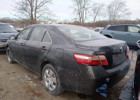 2009 Toyota Camry Le z USA, uszkodzony, nr VIN 4T1BE46K39U899979